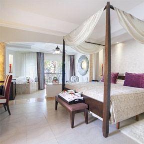 Junior Suite With Jacuzzi - Majestic Elegance Punta Cana - All Inclusive - Dominican Republic Junior Suite With Jacuzzi - Majestic Elegance Punta Cana - All Inclusive - Dominican Republic